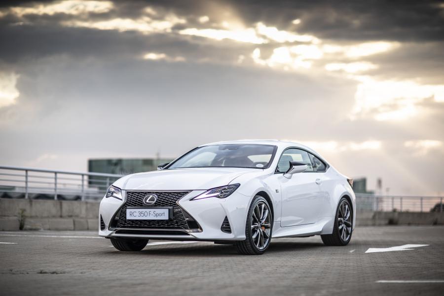  Lexus RC350 F-Sport 2019 года  (ZA) (фото 1 из 25)